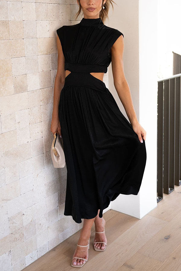 Quincy | Midi-klänning med cut-out och fickor