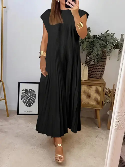 Simone | Lätt och elegant plisserad klänning
