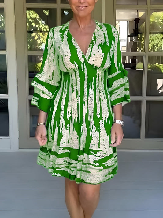 Beatrice | Flödande och elegant sommarklänning