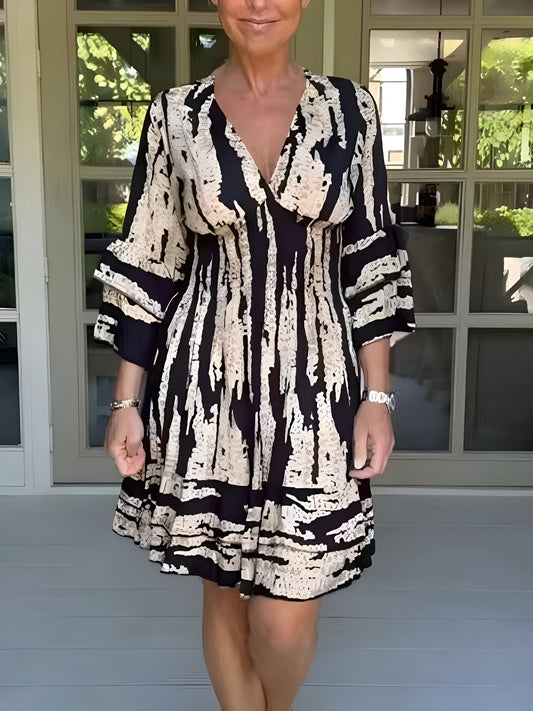 Beatrice | Flödande och elegant sommarklänning